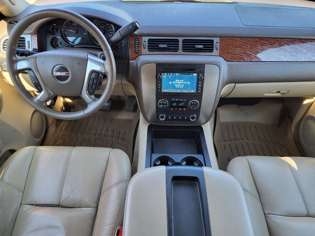 Used 2007 GMC Yukon SLT w/ SLT Preferred Equipment Group image 19