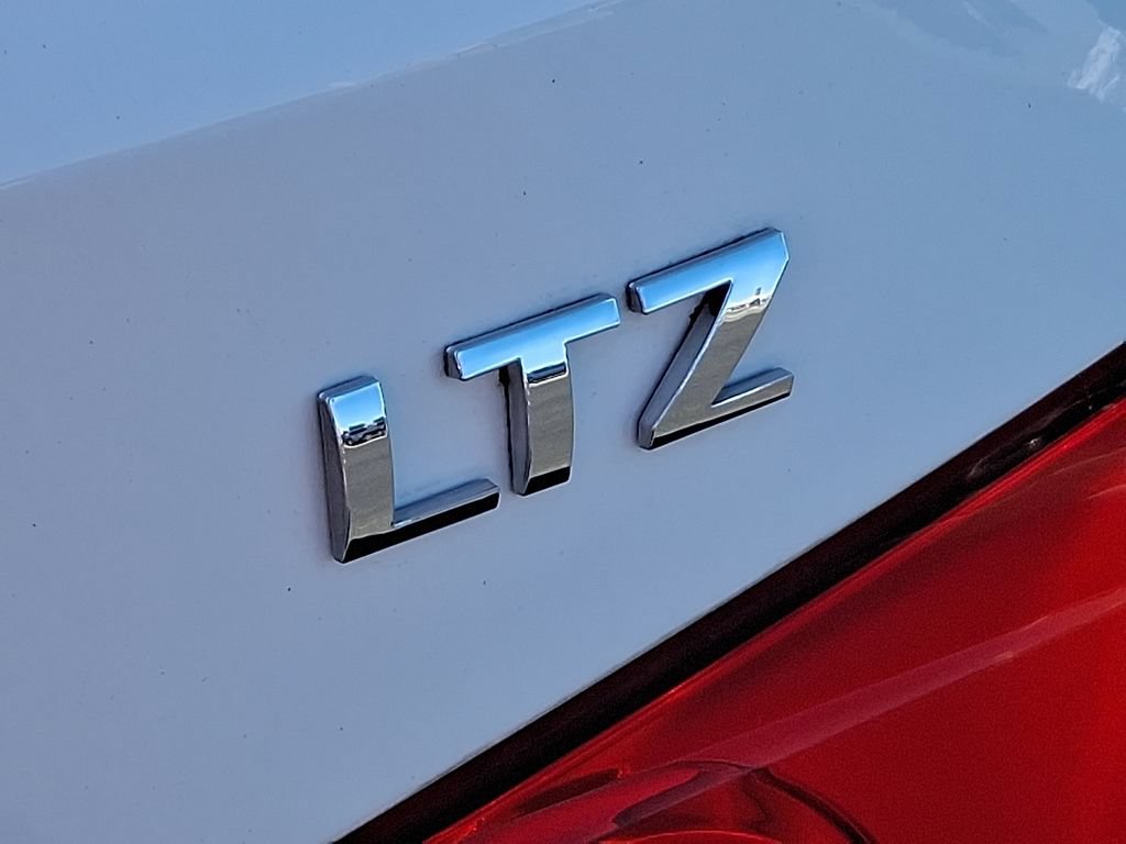 Used 2016 Chevrolet Cruze LTZ FWD image 30