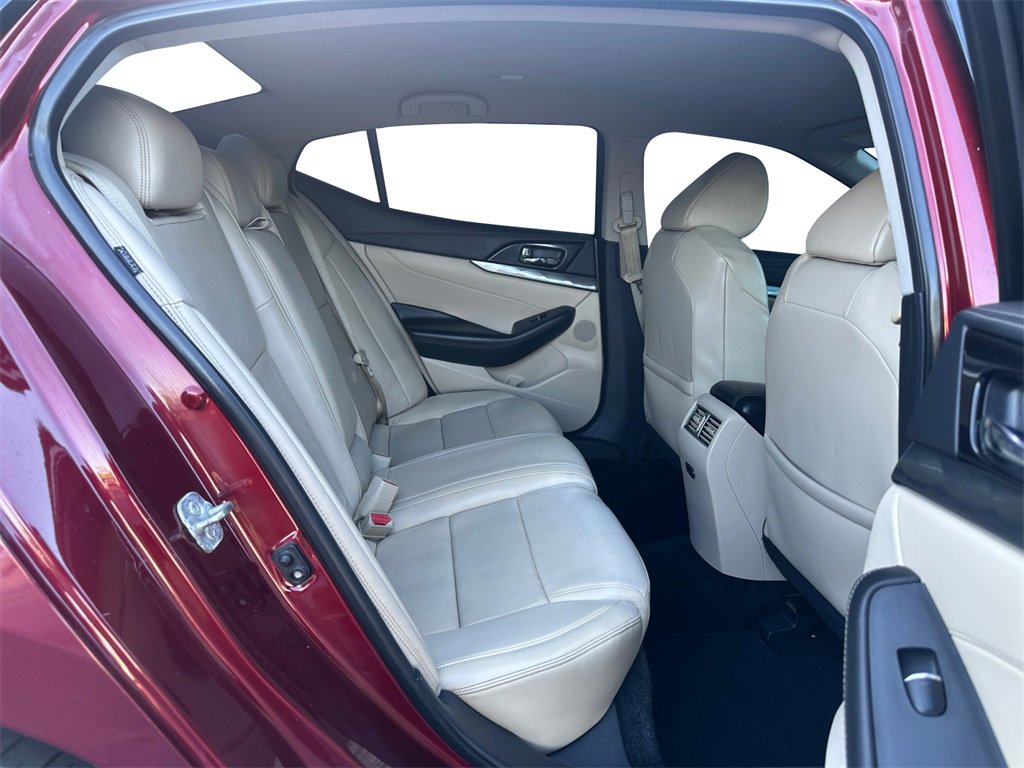 Used 2019 Nissan Maxima 3.5 SV w/ Floor Mat Group image 17