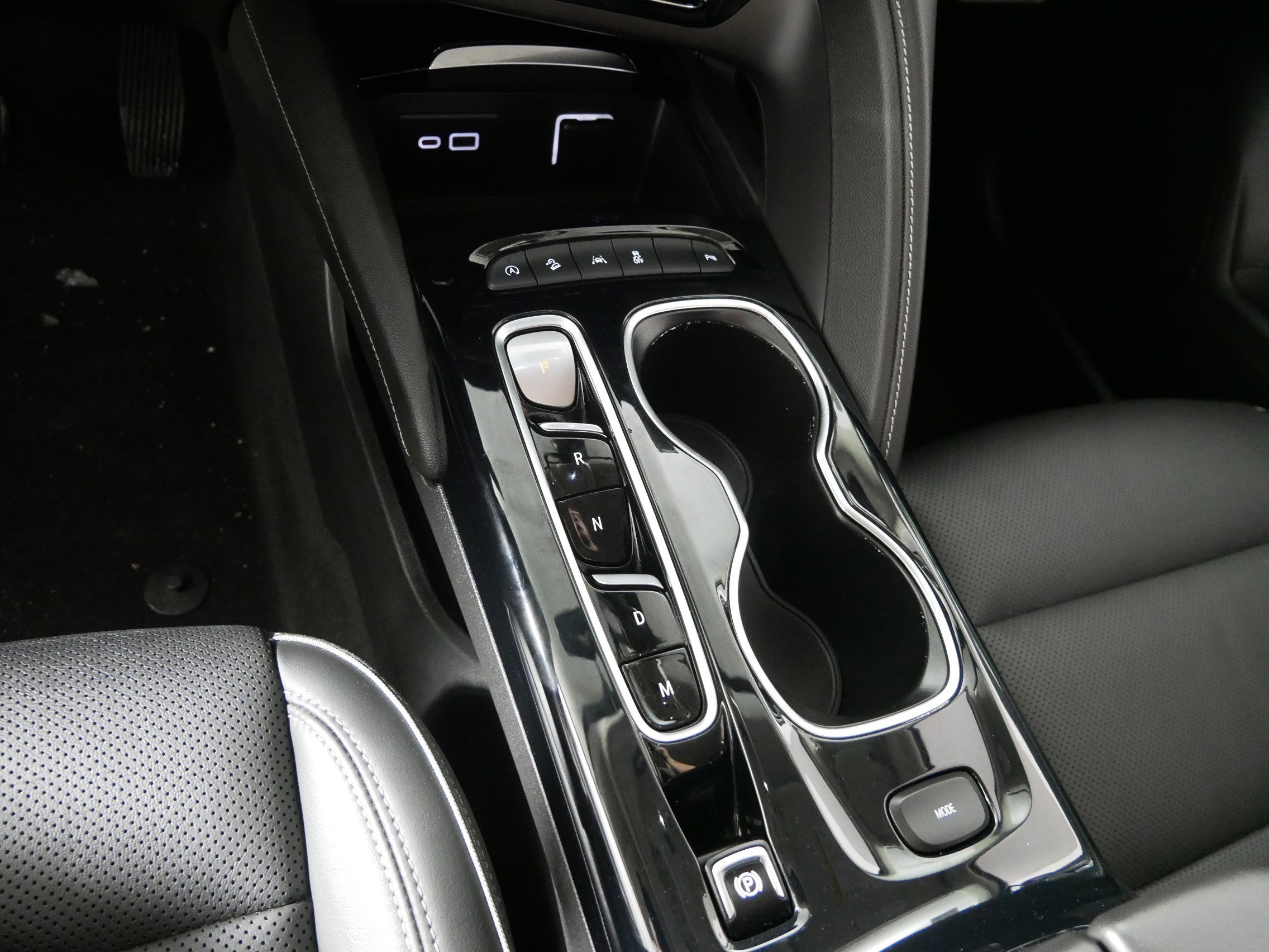 Used 2021 Buick Envision Essence image 24