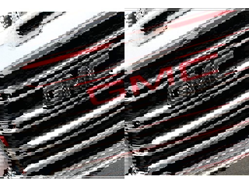 Used 2023 GMC Sierra 2500 SLE w/ SLE Value Package; image 31