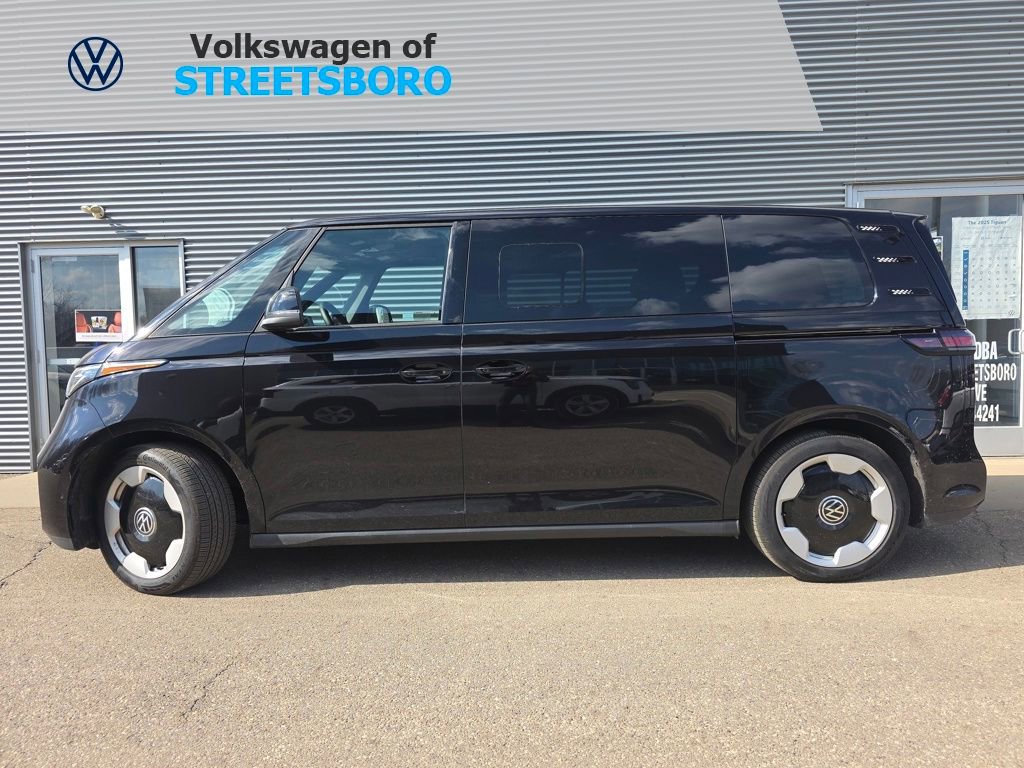 New 2025 Volkswagen ID. Buzz Pro S