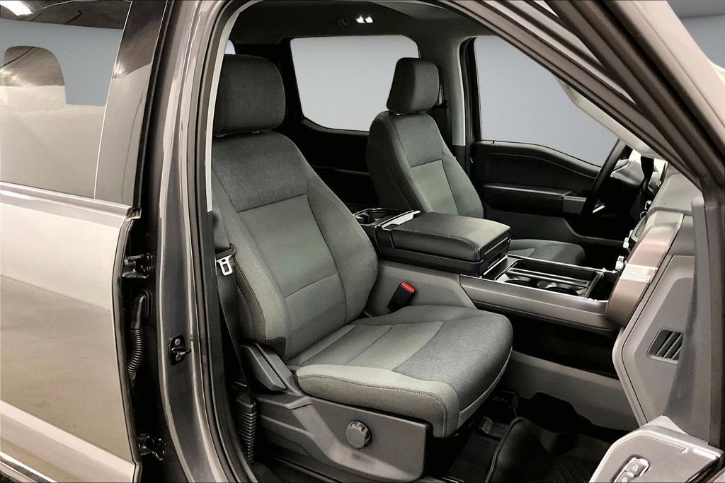 Used 2024 Ford F150 XLT w/ Mobile Office Package RWD image 30