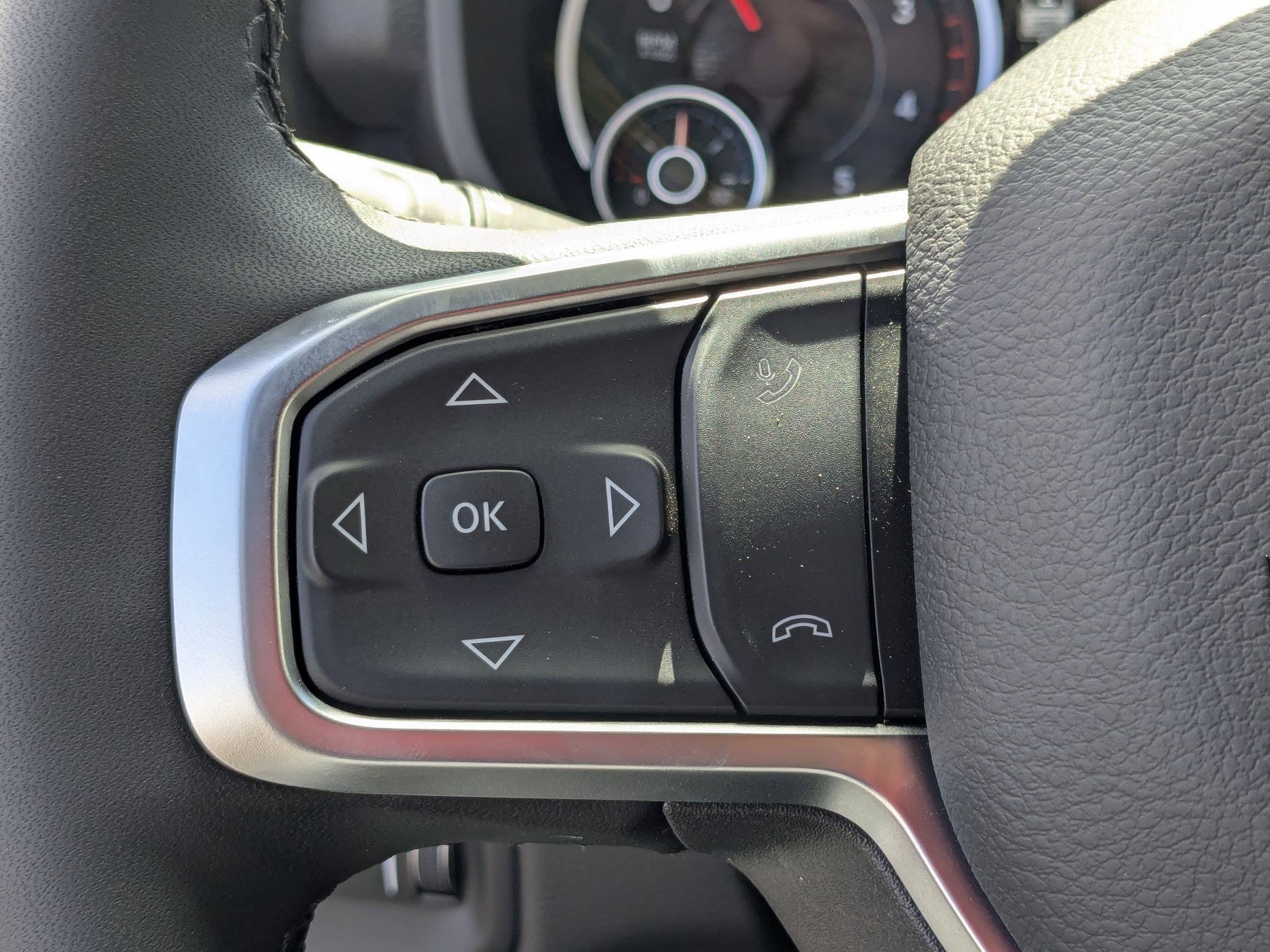 New 2026 RAM 2500 Big Horn AWD/4WD image 17