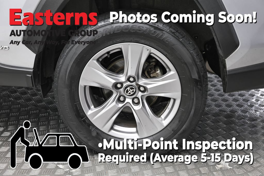 Used 2024 Toyota RAV4 XLE AWD/4WD image 8