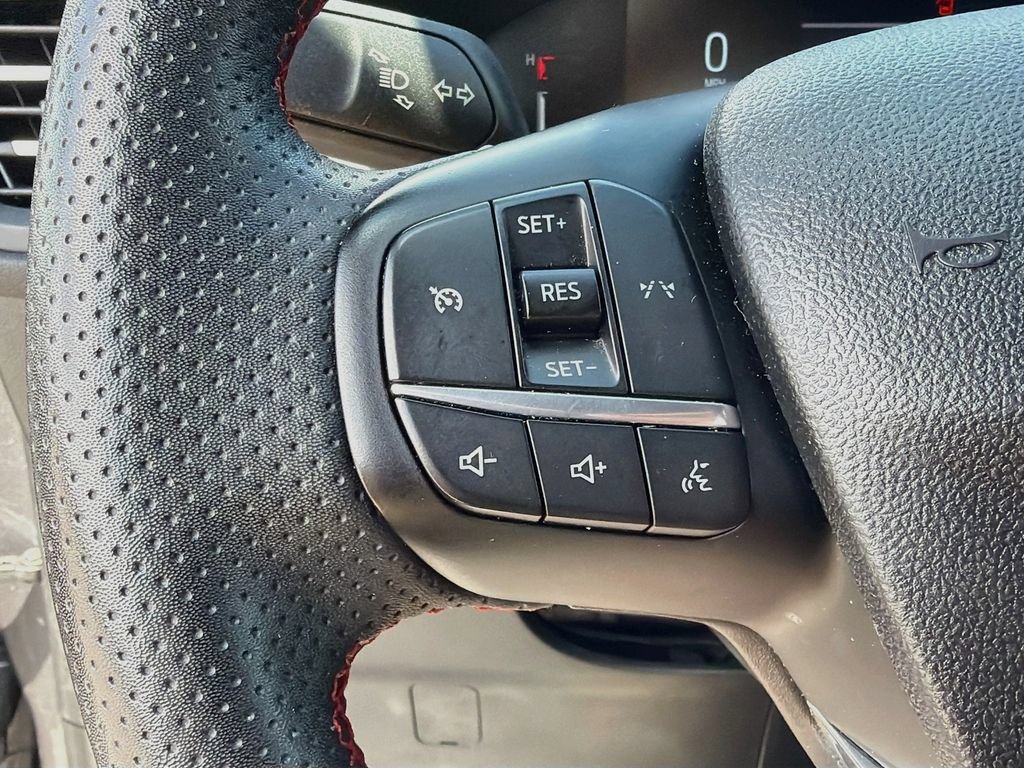 Used 2023 Ford Escape ST-Line FWD image 36