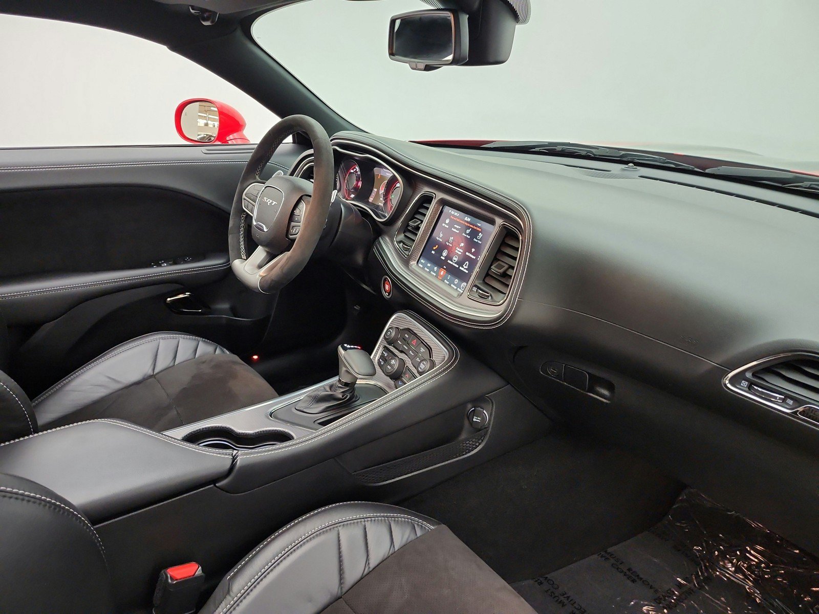 Used 2022 Dodge Challenger SRT Hellcat RWD image 30