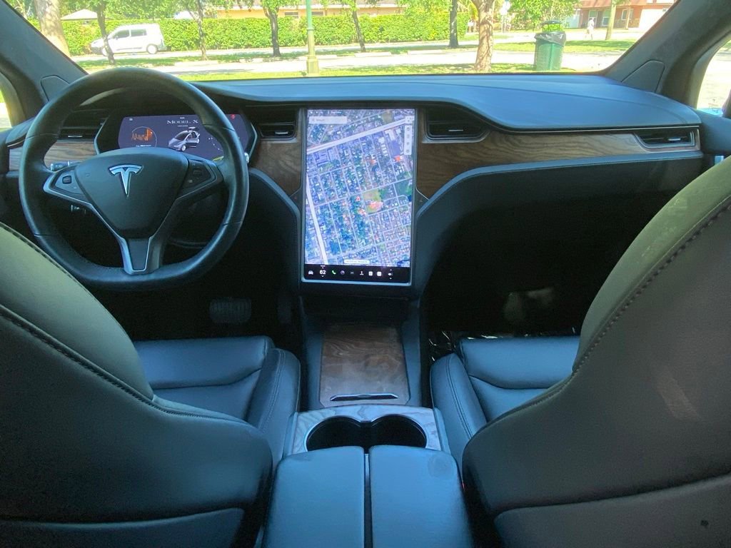 Used 2020 Tesla Model X Long Range AWD/4WD image 21