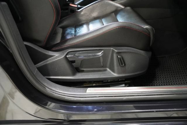 Used 2018 Volkswagen GTI Autobahn FWD image 45