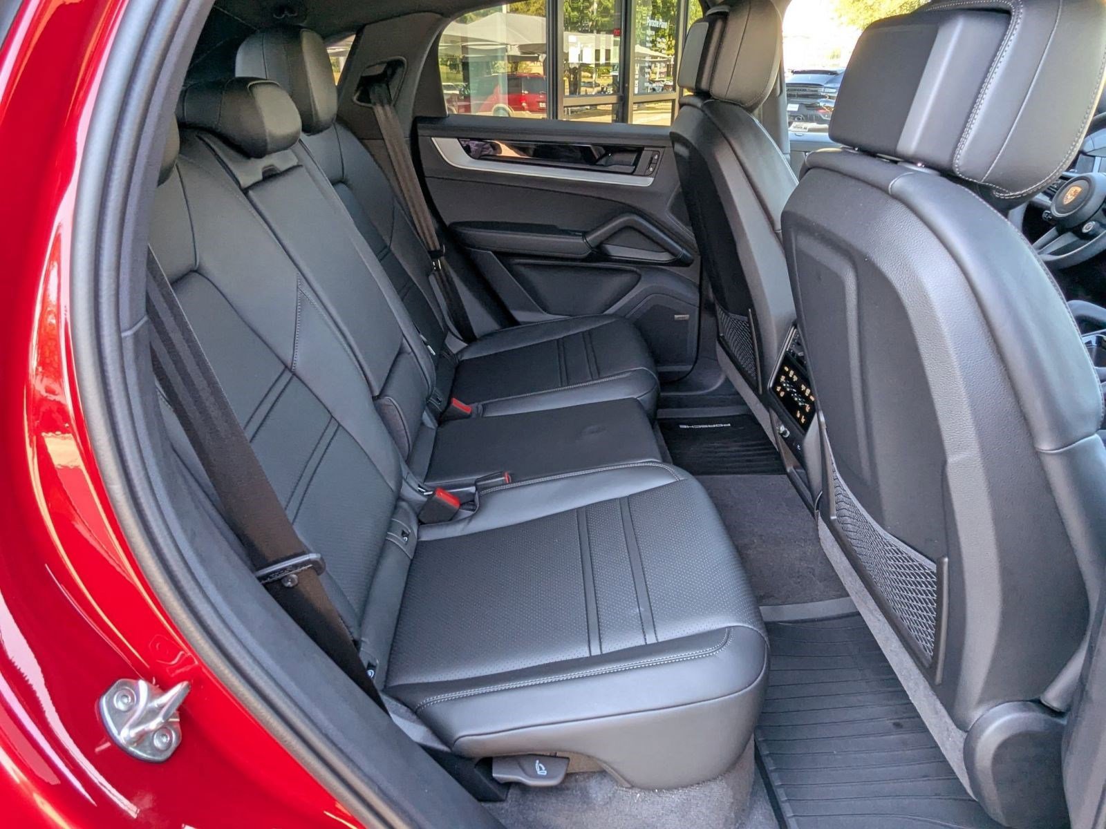 New 2026 Porsche Cayenne S image 24