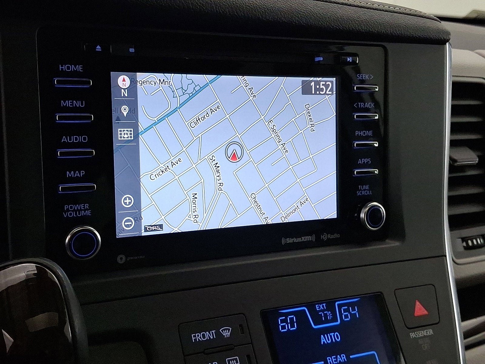 Certified 2019 Toyota Sienna XLE w/ XLE Navigation Package FWD image 14