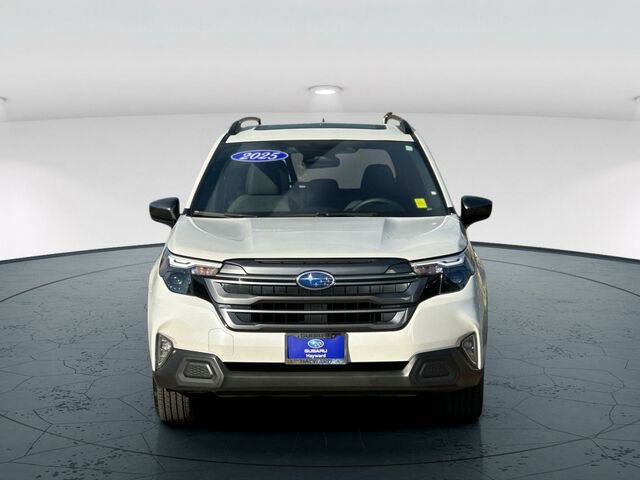 Certified 2025 Subaru Forester Premium AWD/4WD image 9