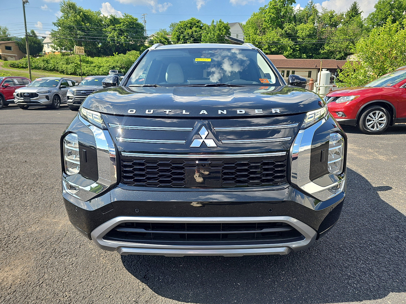 New 2025 Mitsubishi Outlander image 10