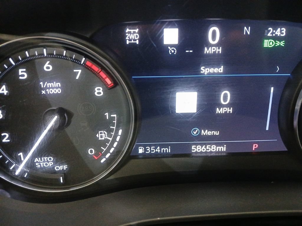 Used 2022 Cadillac XT6 Premium Luxury w/ Technology Package AWD/4WD image 24