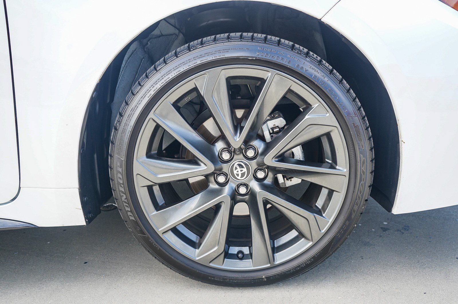 Certified 2025 Toyota Corolla SE w/ SE Premium Package FWD image 10