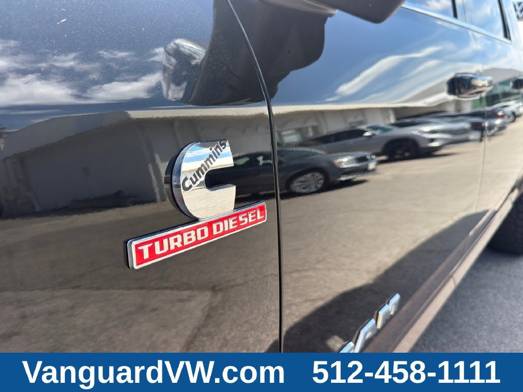Used 2024 RAM 2500 Limited w/ Towing Technology Group AWD/4WD image 3