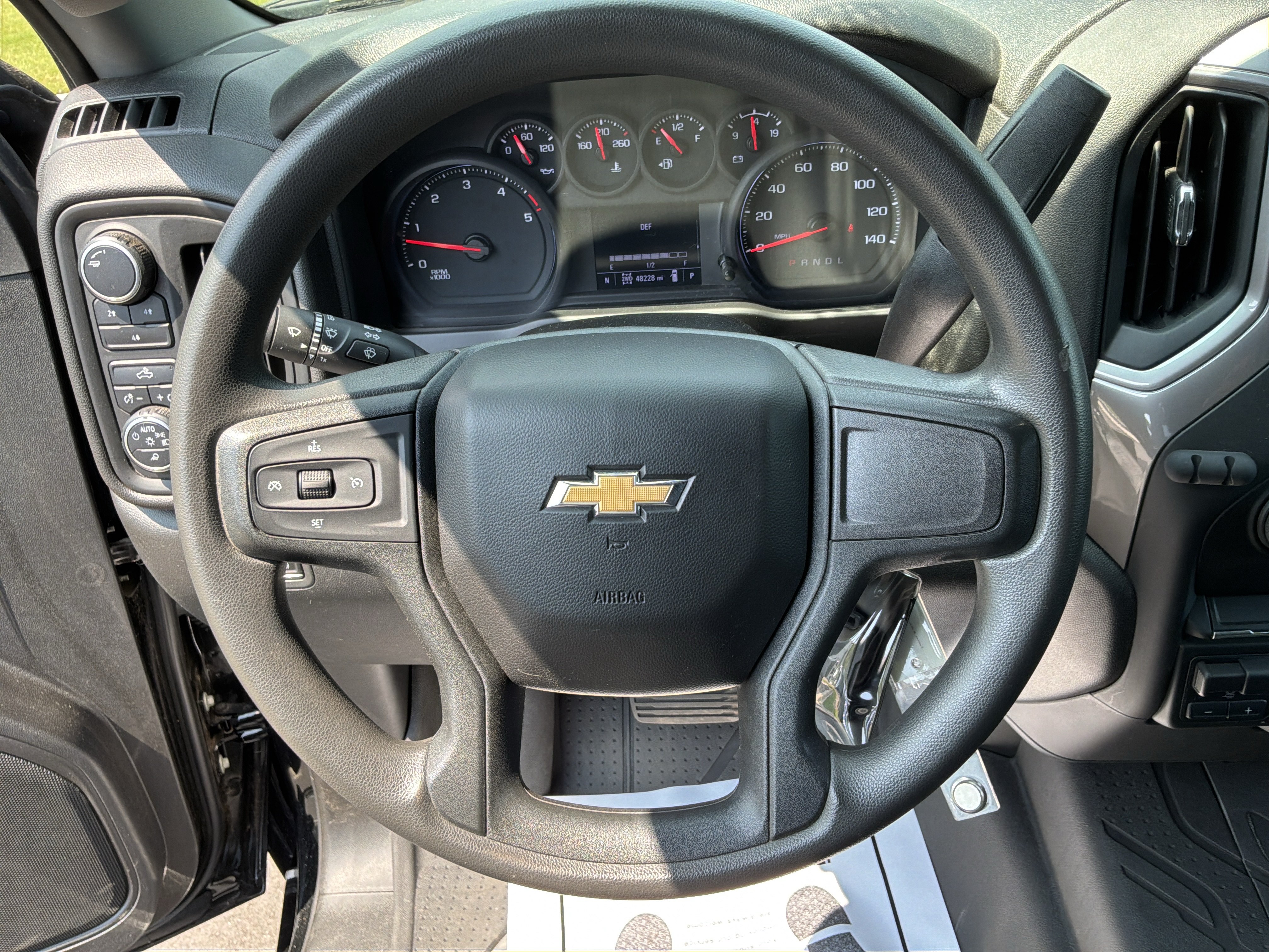 Used 2022 Chevrolet Silverado 2500 Custom w/ Custom Value Package AWD/4WD image 18