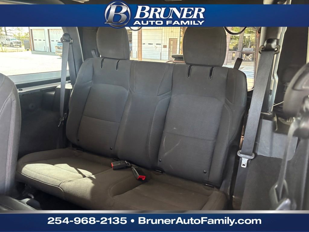 Used 2021 Jeep Wrangler Sport image 16