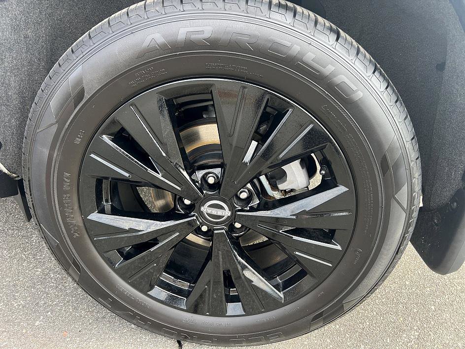 Certified 2023 Nissan Rogue SV w/ SV Premium B Package image 10