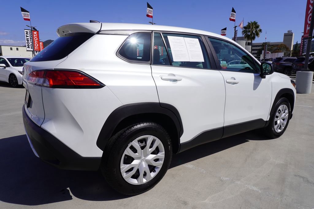 Certified 2024 Toyota Corolla Cross L FWD image 7
