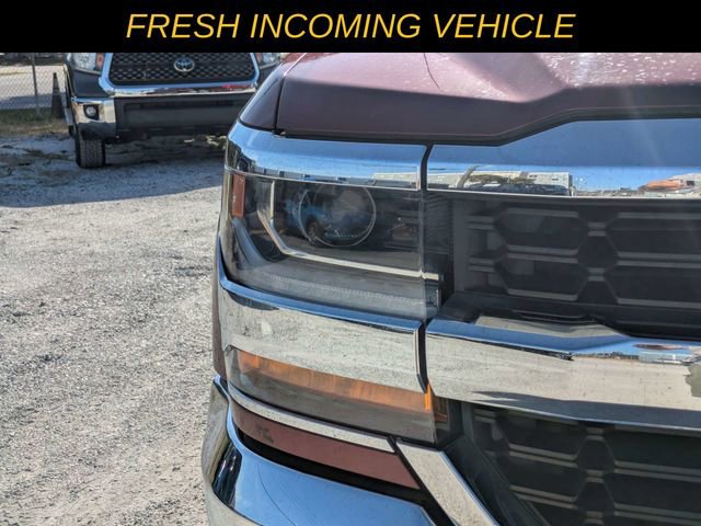 Used 2017 Chevrolet Silverado 1500 LT w/ All Star Edition AWD/4WD image 9