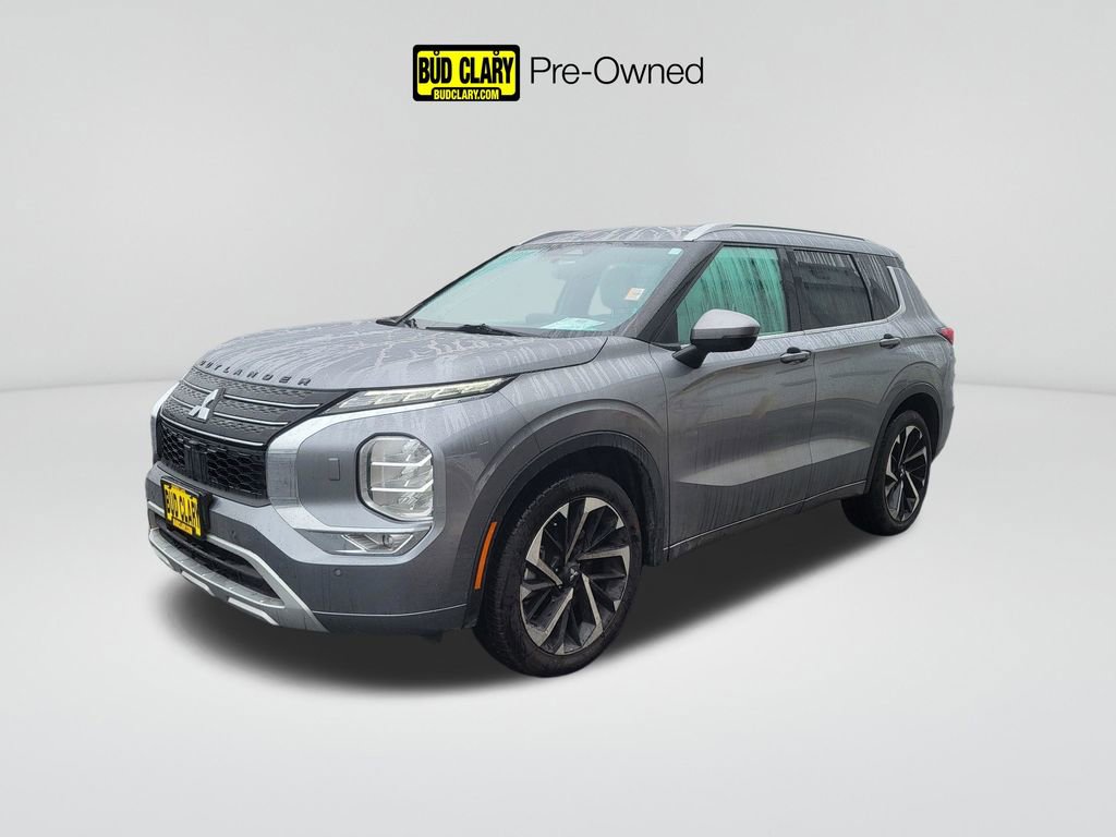 Used 2023 Mitsubishi Outlander SEL image 1