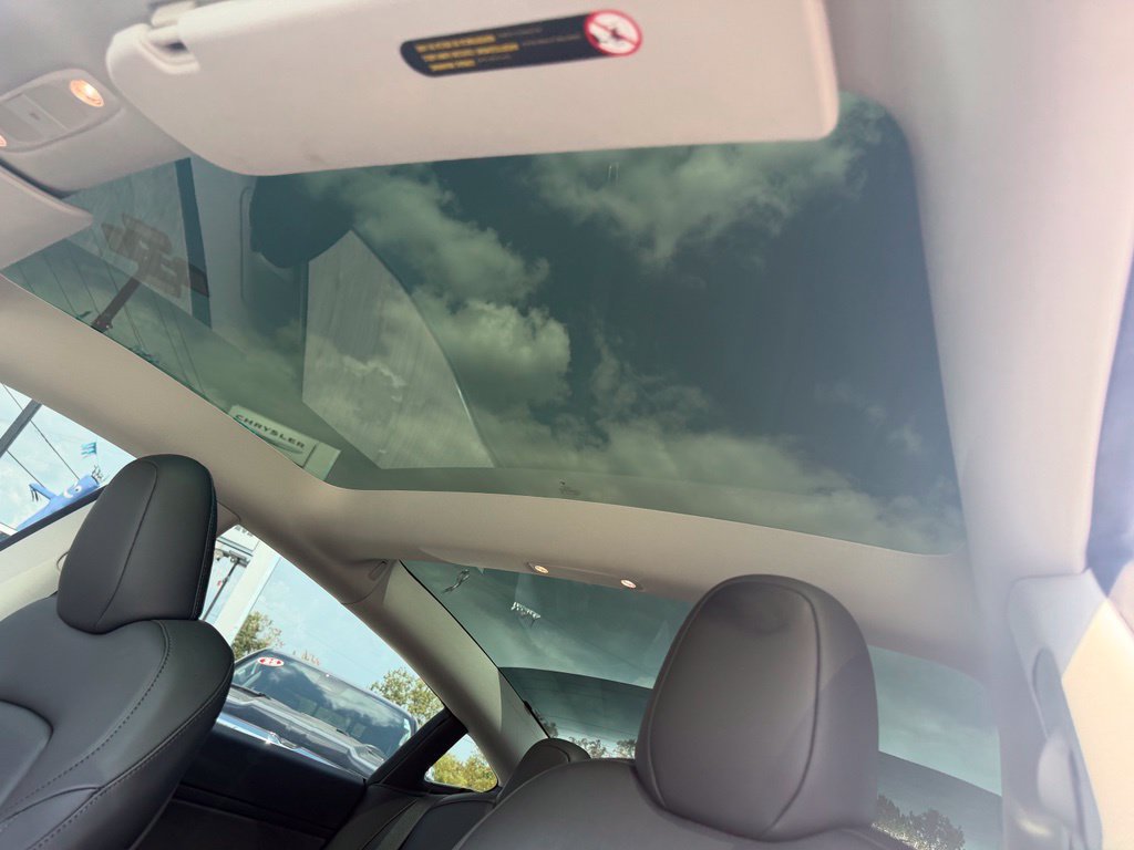 Used 2023 Tesla Model 3 Standard Range RWD image 17