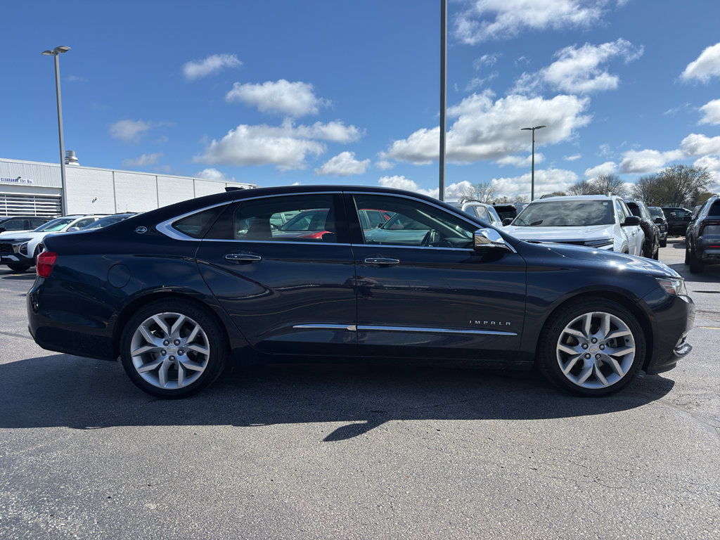Used 2015 Chevrolet Impala LTZ FWD image 4