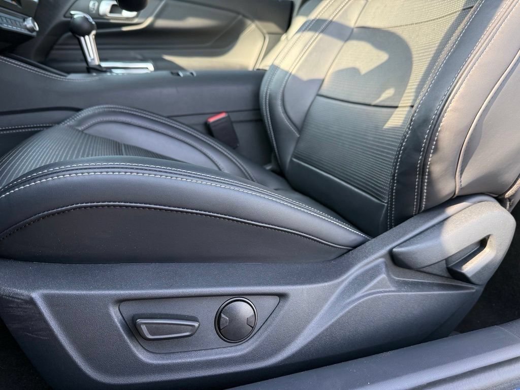 Used 2024 Ford Mustang GT Premium RWD image 9