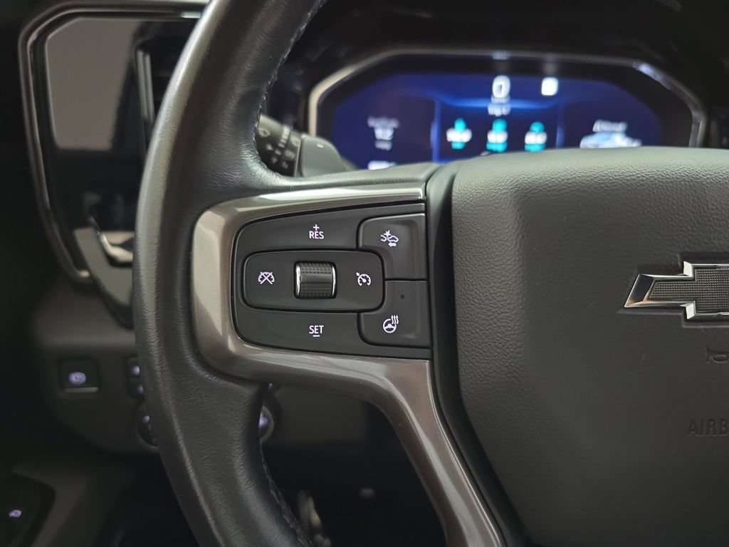 Used 2022 Chevrolet Silverado 1500 ZR2 w/ Technology Package AWD/4WD image 19
