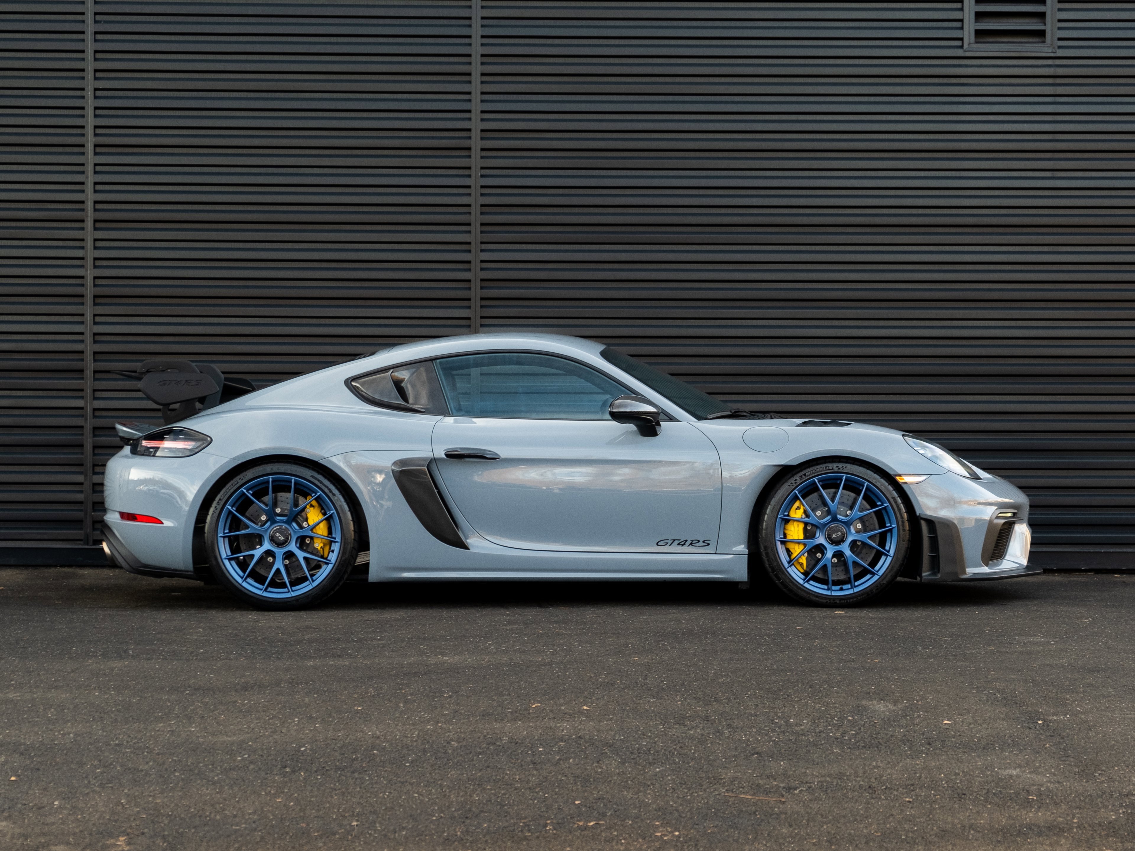 Certified 2023 Porsche 718 Cayman GT4 RS image 9