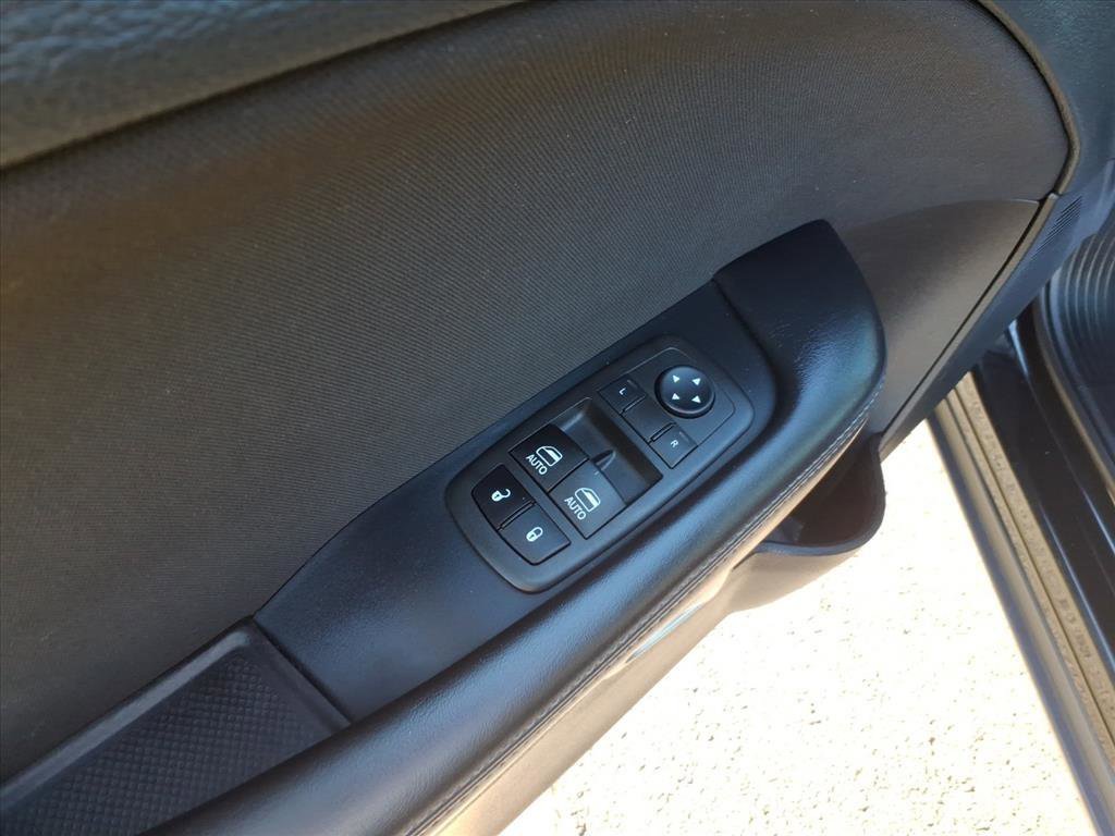 Used 2022 Dodge Challenger R/T image 8