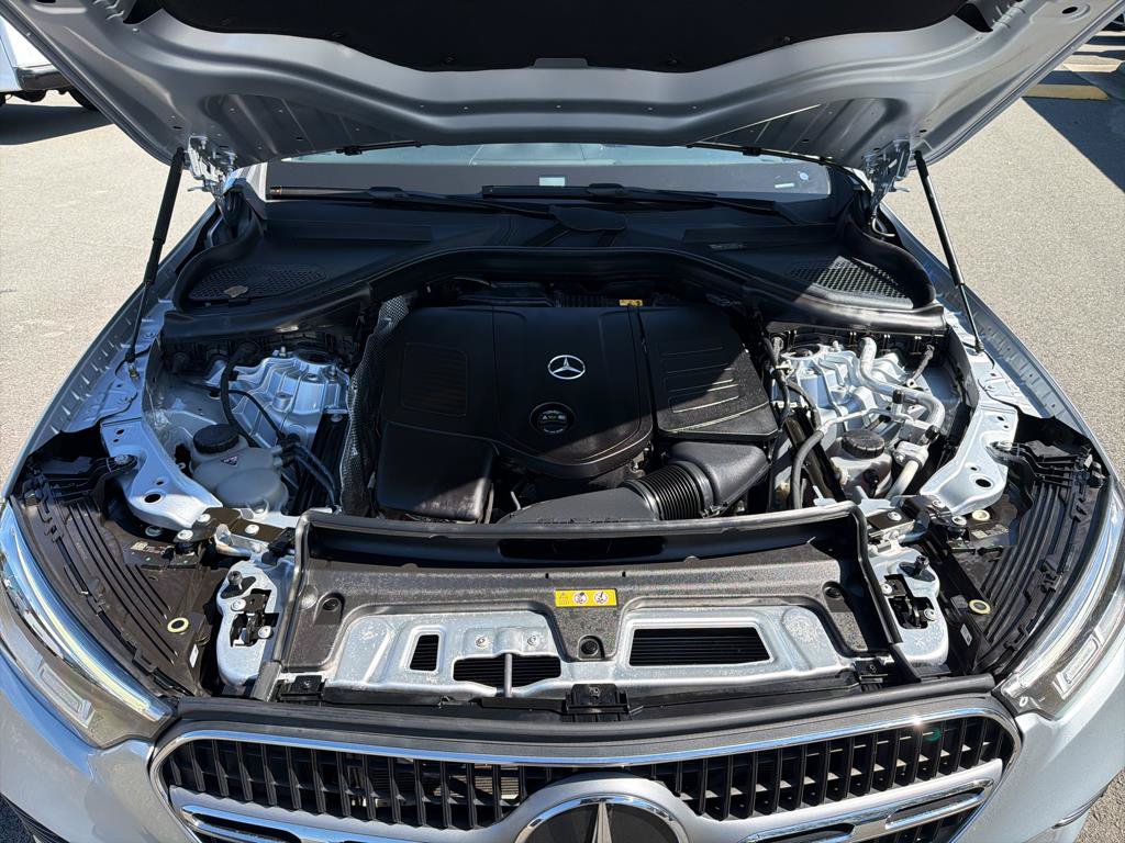 Used 2023 Mercedes-Benz GLC 300 4MATIC image 32