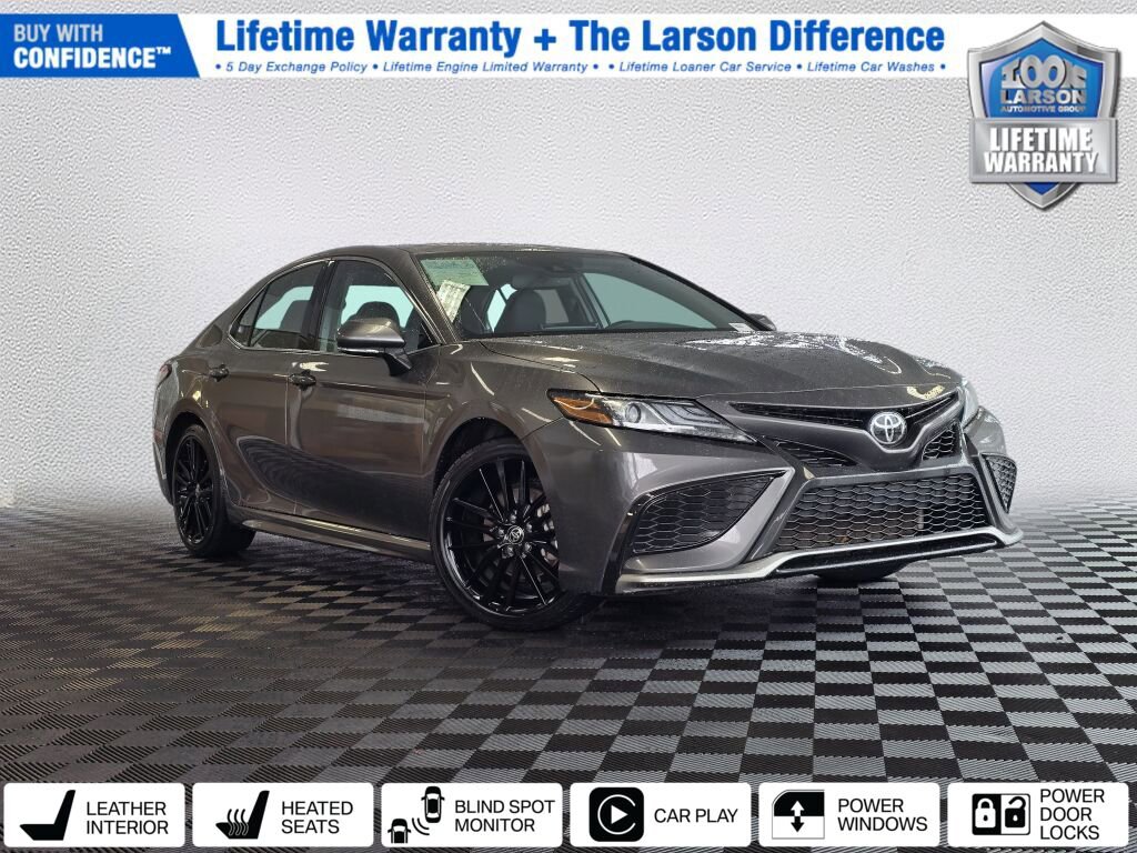 Used 2024 Toyota Camry XSE image 1