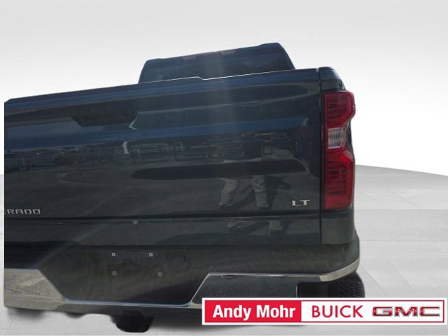Used 2024 Chevrolet Silverado 1500 LT AWD/4WD image 2