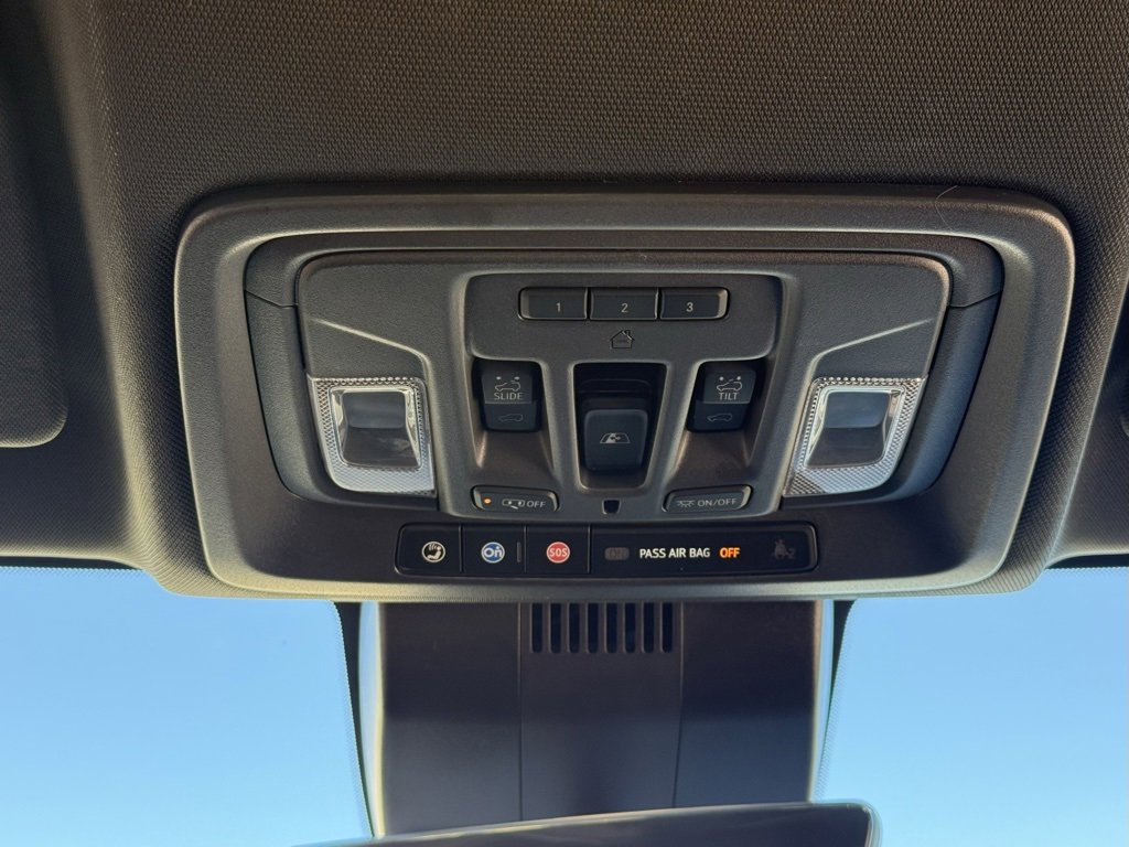 Used 2024 GMC Sierra 2500 AT4 w/ AT4 Premium Plus Package image 34