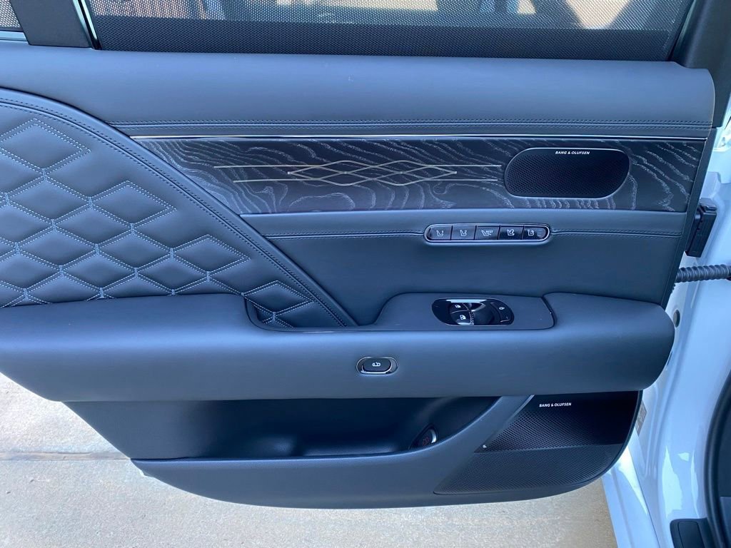 New 2026 Genesis G90 3.5T Prestige image 14