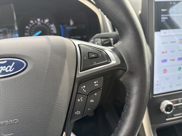 Used 2024 Ford Edge SEL image 16