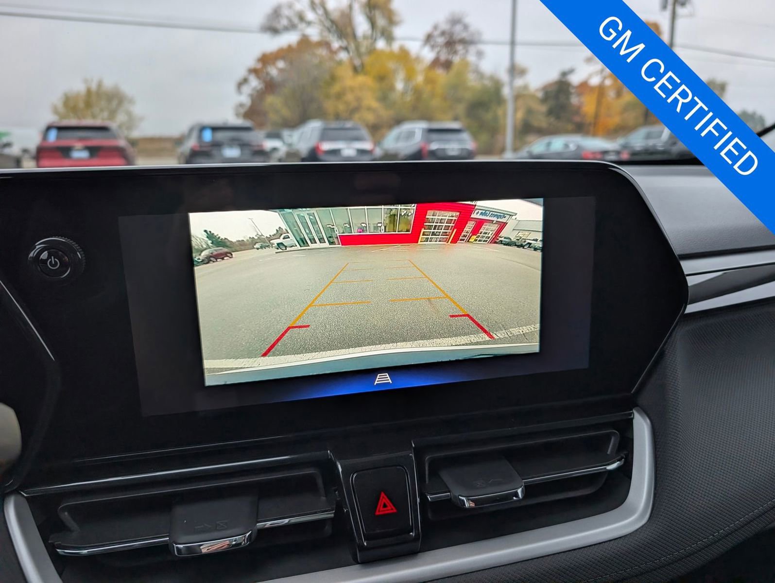 Used 2024 Chevrolet TrailBlazer LT w/ LT Cold Weather Package image 16