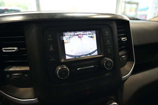 Used 2020 RAM 1500 Big Horn AWD/4WD image 17