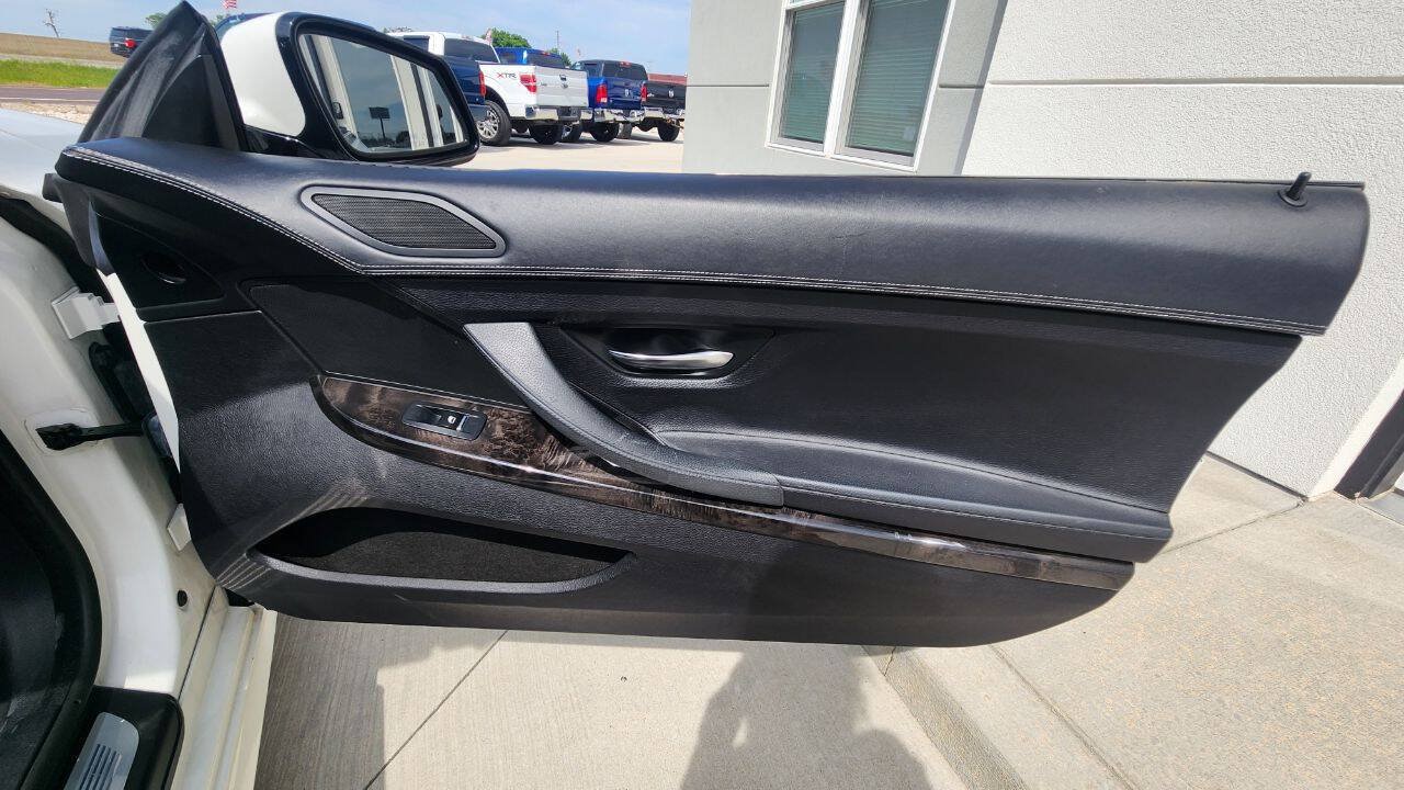 Used 2014 BMW 640i xDrive Convertible AWD/4WD image 19