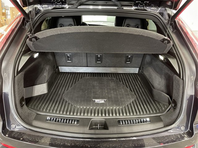 Used 2022 Cadillac XT4 Sport w/ LPO, Floor Liner Package image 23