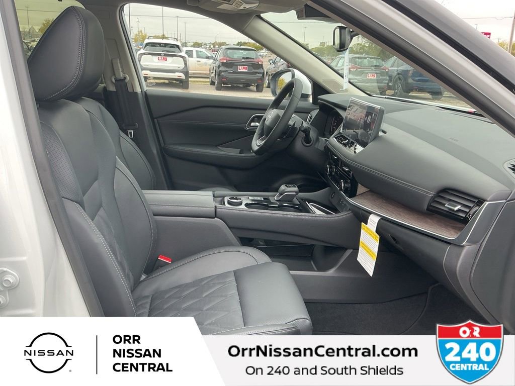 New 2026 Nissan Rogue Platinum w/ Platinum Premium Package AWD/4WD image 11