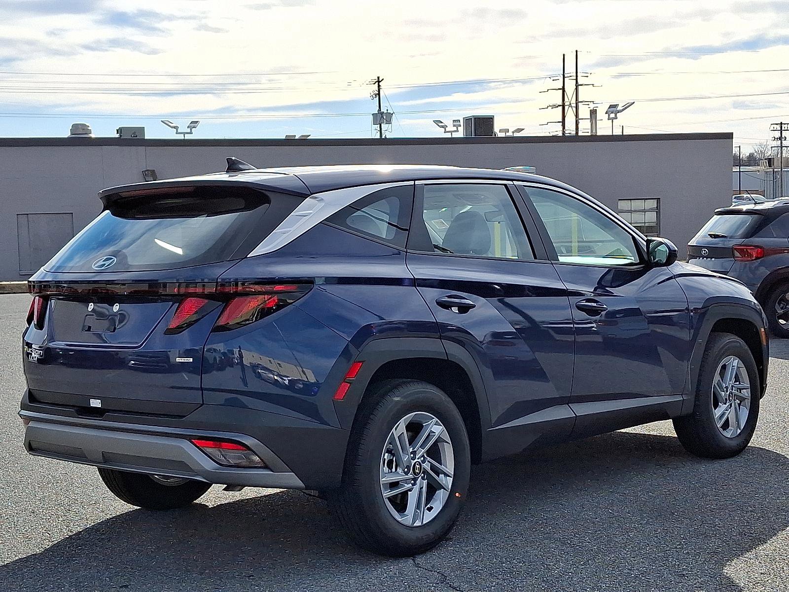 New 2026 Hyundai Tucson SE image 3