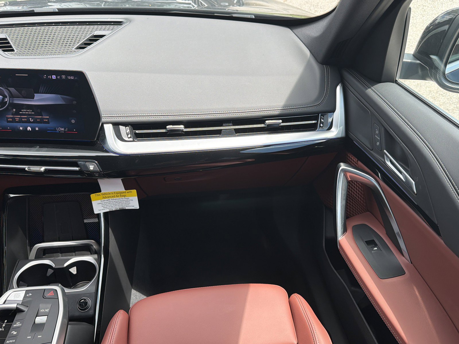 New 2026 BMW X1 xDrive28i AWD/4WD image 17
