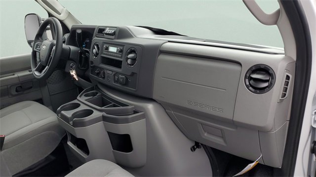 New 2026 Ford E-350 and Econoline 350 Super Duty image 23