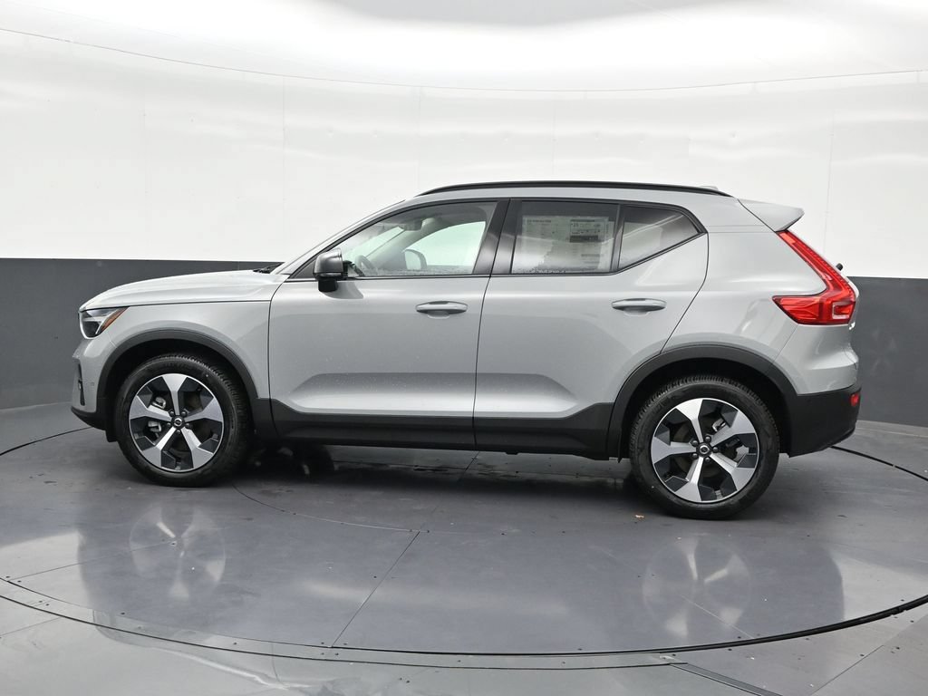New 2026 Volvo XC40 B5 Plus w/ Protection Package Premier AWD/4WD image 2