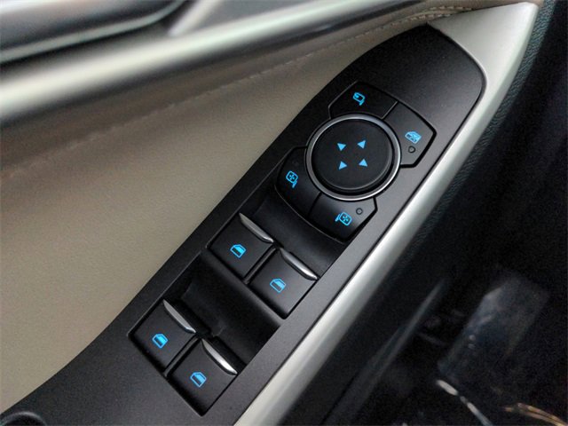 Used 2023 Ford Explorer Limited image 35
