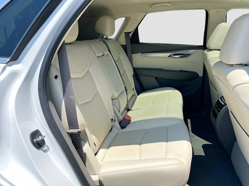 Used 2021 Cadillac XT5 Premium Luxury AWD/4WD image 33