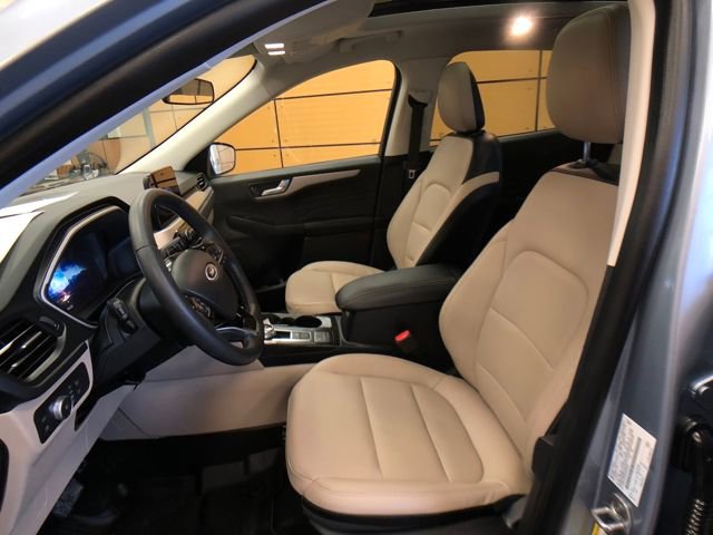 Certified 2022 Ford Escape SEL w/ Technology Package image 10